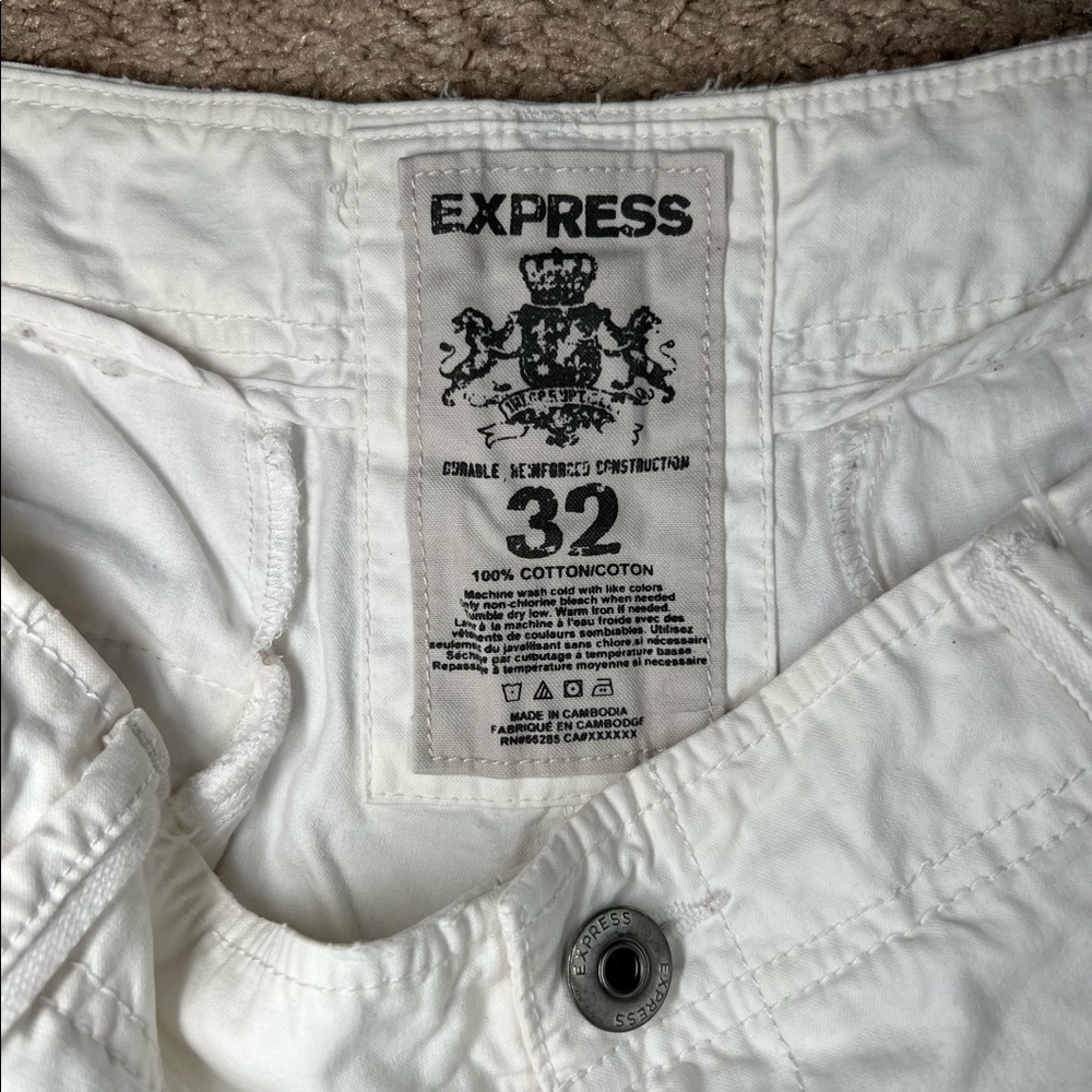 Express shorts - Picture 2 of 4